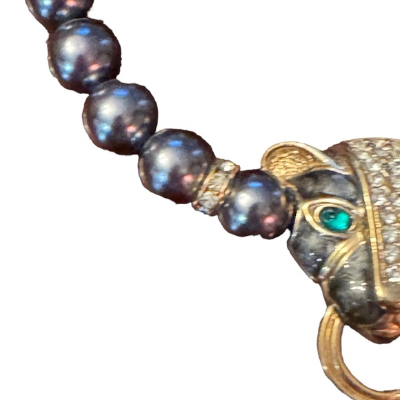 Kenneth Jay Lane Grey Pearl crystal enameled panther necklace & earrings Set - Picture 4 of 12